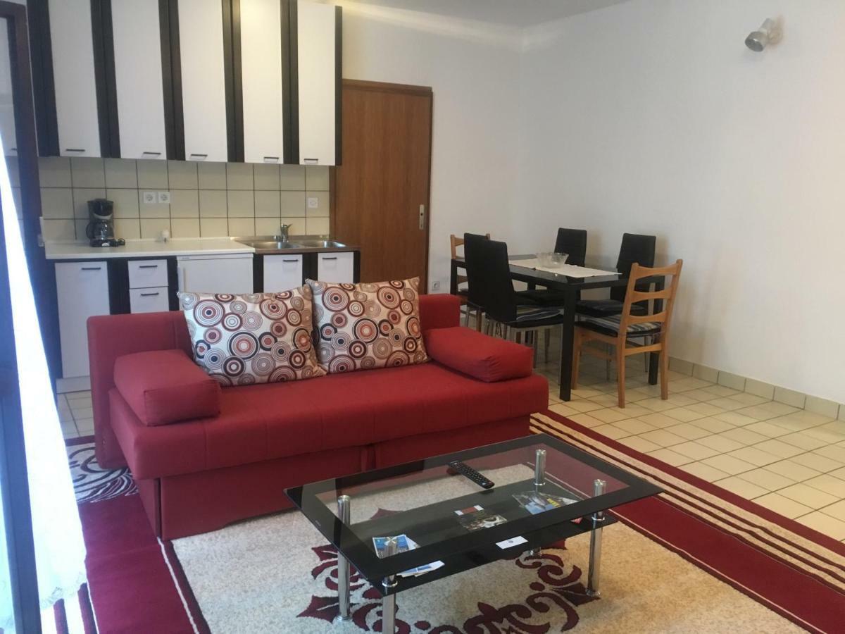 Apartment Eliva *