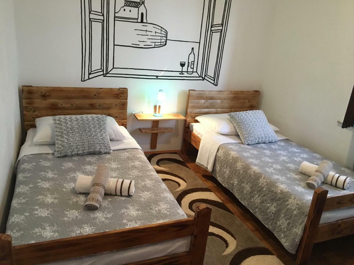 Apartment Eliva *